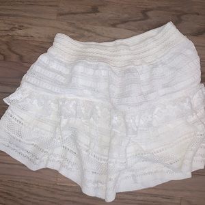 Aerie white ruffle skirt